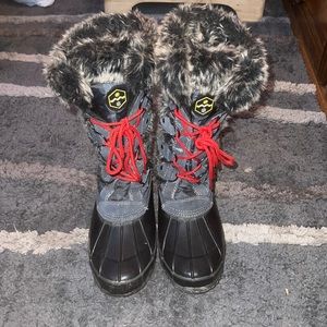 Khombu Jandice Boots